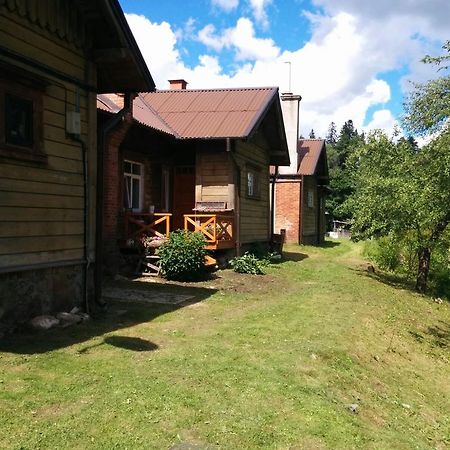 Viesu Nams Vilhelmine Hotell Līgatne Exteriör bild
